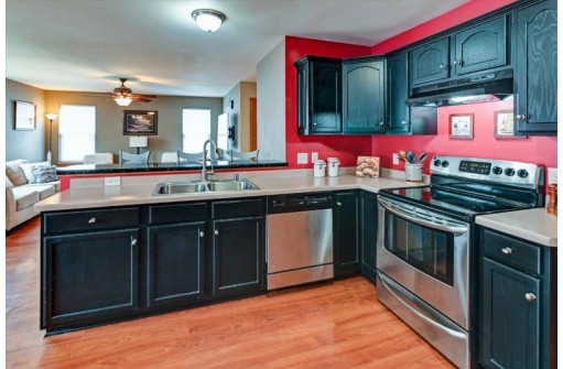 1109 N Thompson Drive, Madison, WI 53704