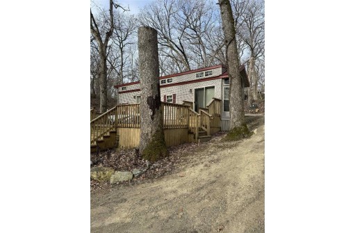 231 Skyway Drive, Edgerton, WI 53534