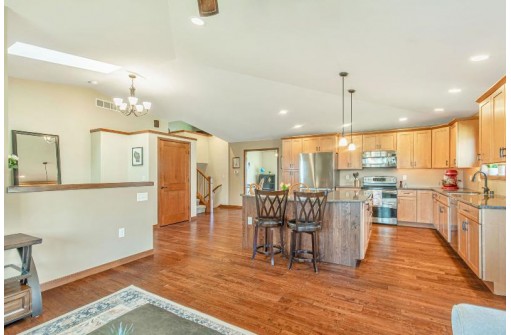 3575 Beegs Road, McFarland, WI 53558