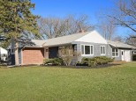 6706 North Avenue Middleton, WI 53562