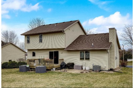 204 Molly Lane, Cottage Grove, WI 53527