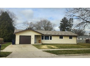 1237 N Lexington Drive Janesville, WI 53545