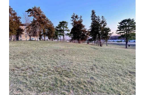 601 S Beaumont Lot 4 Road, Prairie Du Chien, WI 53821