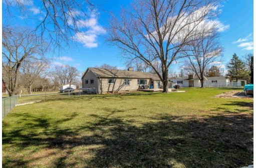 116 Margaret Avenue, Fort Atkinson, WI 53538