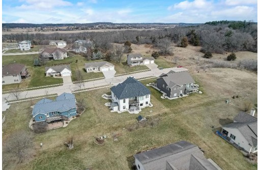 524 Eagle Ridge Lane, Portage, WI 53901