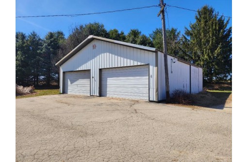 N5737 Highway 151, Beaver Dam, WI 53916