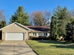 7205 Knoll Court Middleton, WI 53562