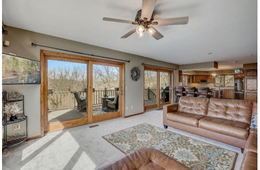 2235 County Road Jg, Mount Horeb, WI 53572