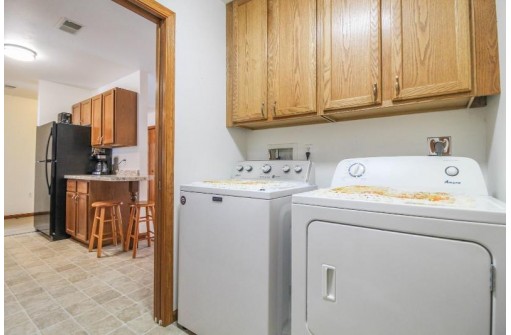 105 Buckingham Court 105, Cambridge, WI 53523