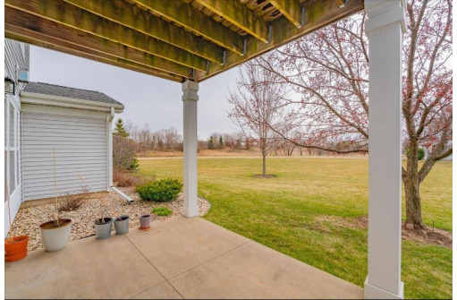 4725 Poplar Creek Drive, Madison, WI 53718