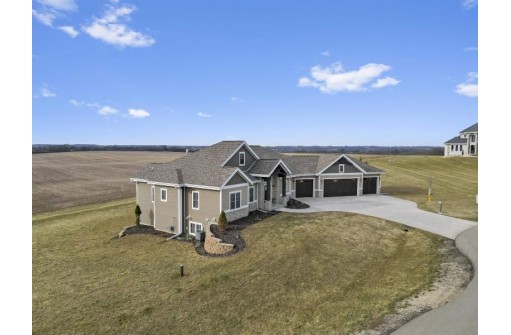 7593 Driftless Ridge Way, Verona, WI 53593