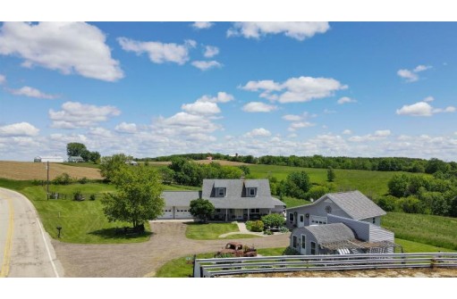 28850 Highway 131, Wauzeka, WI 53826