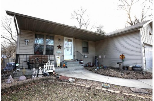 118 W Rio Street, Rio, WI 53960