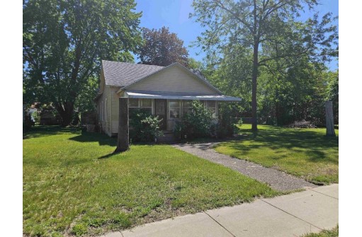 424 S Linden Street, Adams, WI 53910