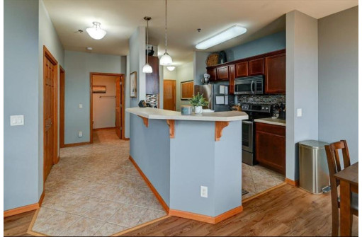 2581 Smiths Crossing 315, Sun Prairie, WI 53590