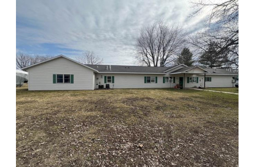 E11062 Center Road, North Freedom, WI 53951