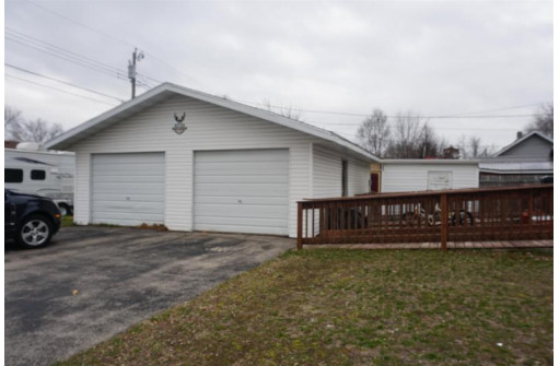 1223 S 7th Street, Prairie Du Chien, WI 53821