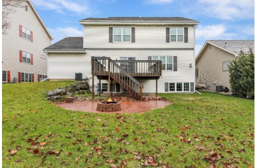 5721 Rosslare Lane, Fitchburg, WI 53711