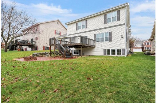 5721 Rosslare Lane, Fitchburg, WI 53711