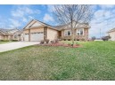 1231 Heritage Court, Sun Prairie, WI 53590