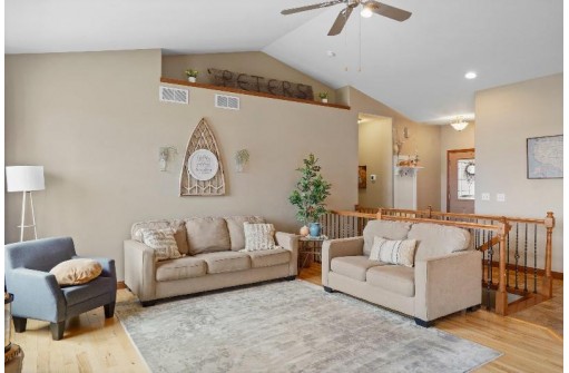 1231 Heritage Court, Sun Prairie, WI 53590