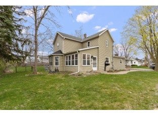 122 Flint Street Sun Prairie, WI 53590