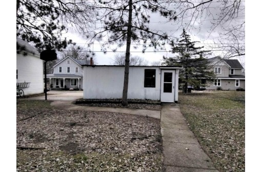 220 Underwood Avenue, Montello, WI 53949