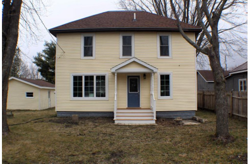 224 Monroe Avenue, Tomah, WI 54660