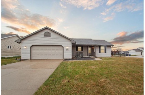 3704 Labrador Drive, Janesville, WI 53546