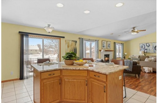 1490 St Albert The Great Drive, Sun Prairie, WI 53590