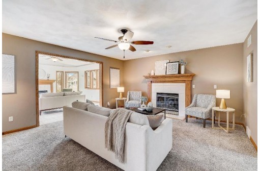 1842 Huntwick Court, Sun Prairie, WI 53590