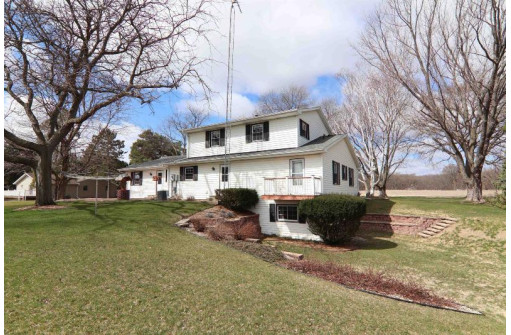 5900 N Kennedy Road, Milton, WI 53563