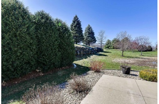 30 Northlight Way, Fitchburg, WI 53711