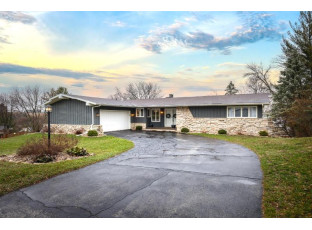 630 Sunset Circle Ripon, WI 54971