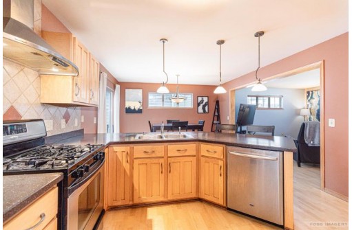 5159 Brandenburg Way, Madison, WI 53718