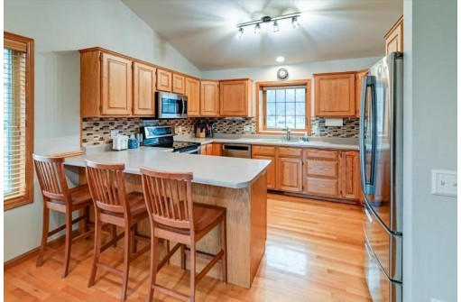 5502 Sedgemeadow Road, Middleton, WI 53562