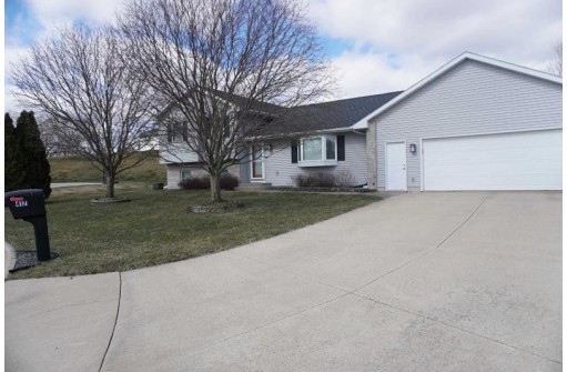 417 Ridgeview Court, Tomah, WI 54660