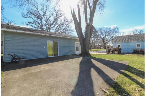 W6154 Hackbarth Road, Fort Atkinson, WI 53538