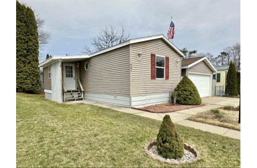 77 Falling Creek Circle, Janesville, WI 53548