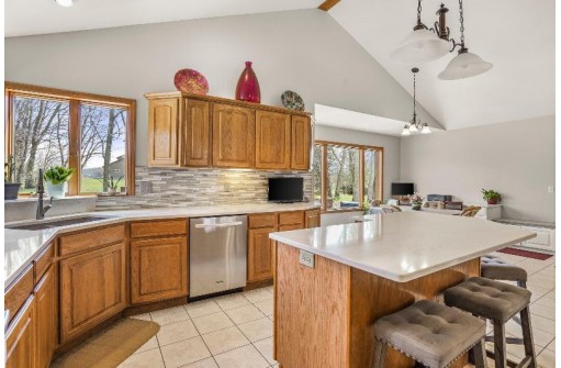 W11243 Red Cedar Drive, Lodi, WI 53555