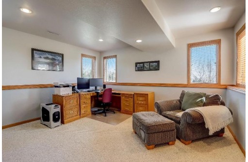 3002 Bunker View, Sun Prairie, WI 53590