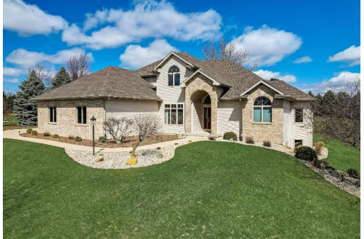 3002 Bunker View, Sun Prairie, WI 53590