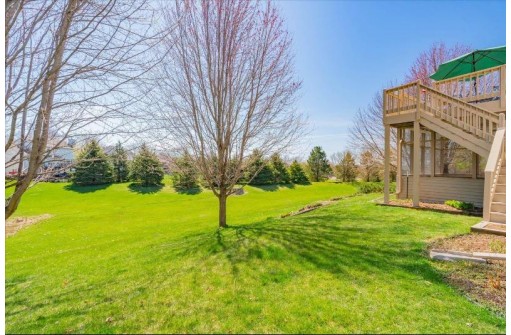 921 Hillside Way, Verona, WI 53593