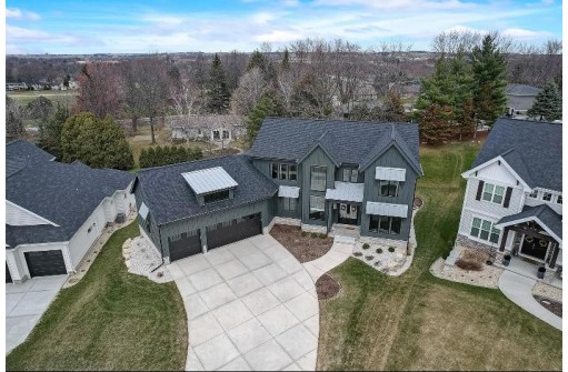 2418 Kilarney Way, Waunakee, WI 53597