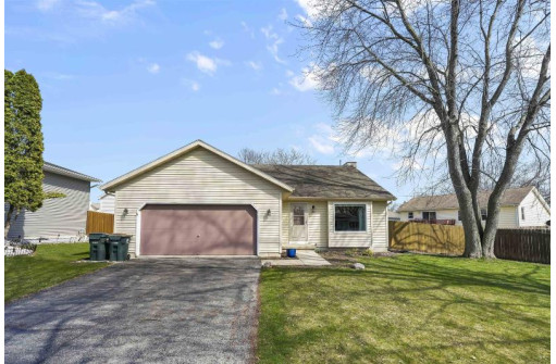 3059 Artesian Lane, Madison, WI 53713