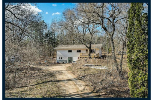 E11874 Trap Shoot Road, Baraboo, WI 53913