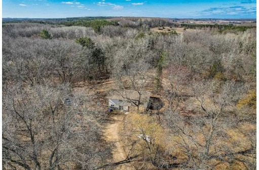 E11874 Trap Shoot Road, Baraboo, WI 53913