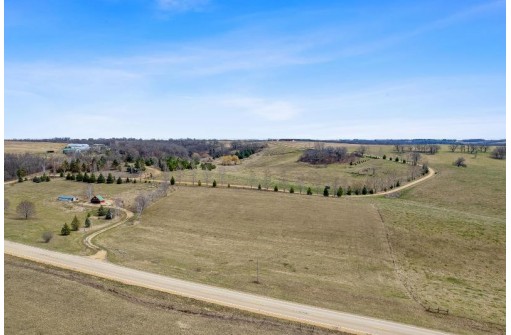 5 AC County Road K, Hollandale, WI 53544