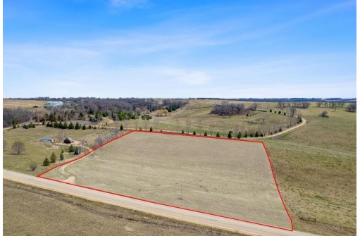 5 AC County Road K, Hollandale, WI 53544