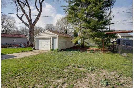 2622 Coolidge Street, Madison, WI 53704